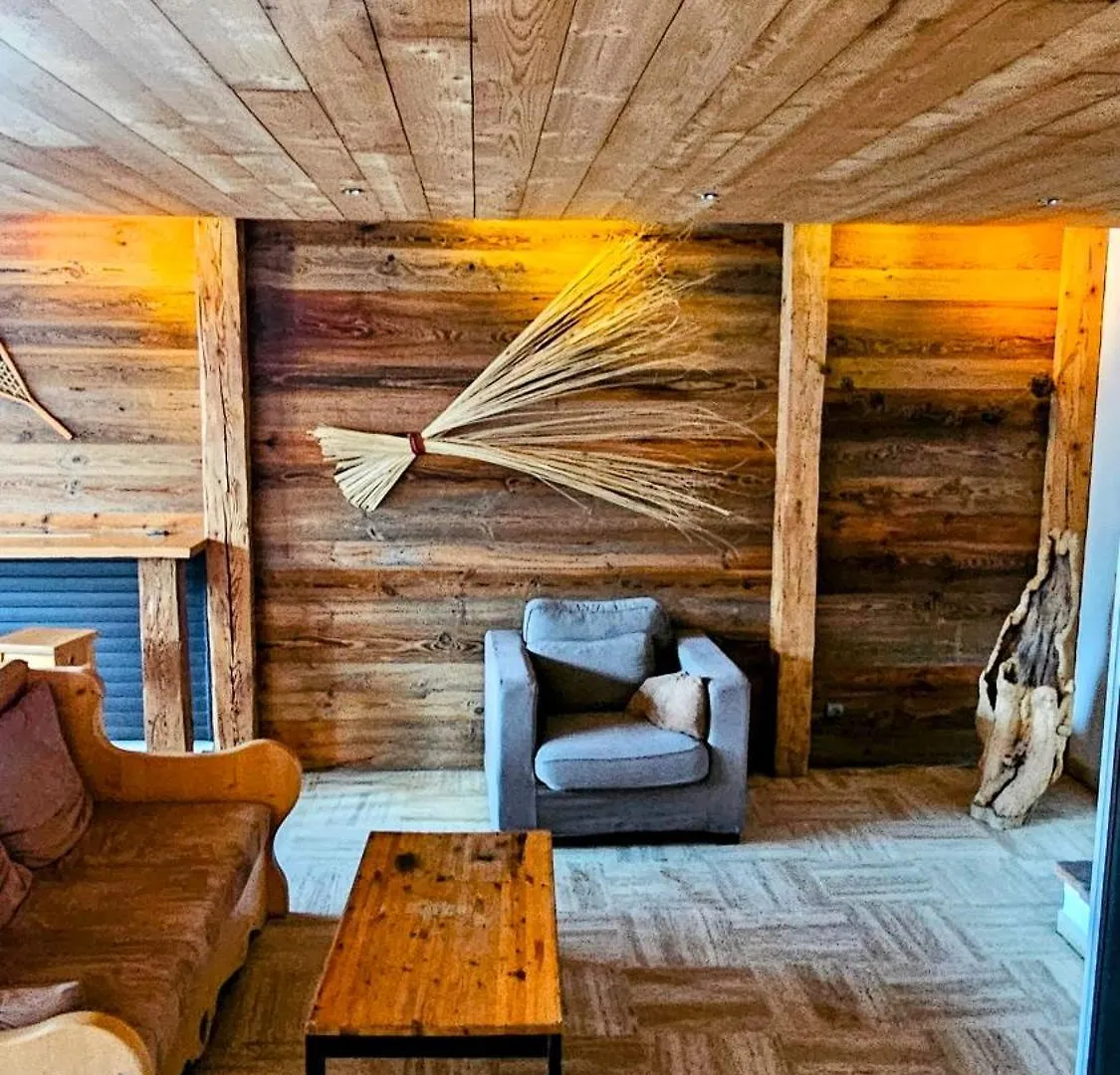 Courchevel 1650 - Mountain View - Snow Front 7S10 Apartment